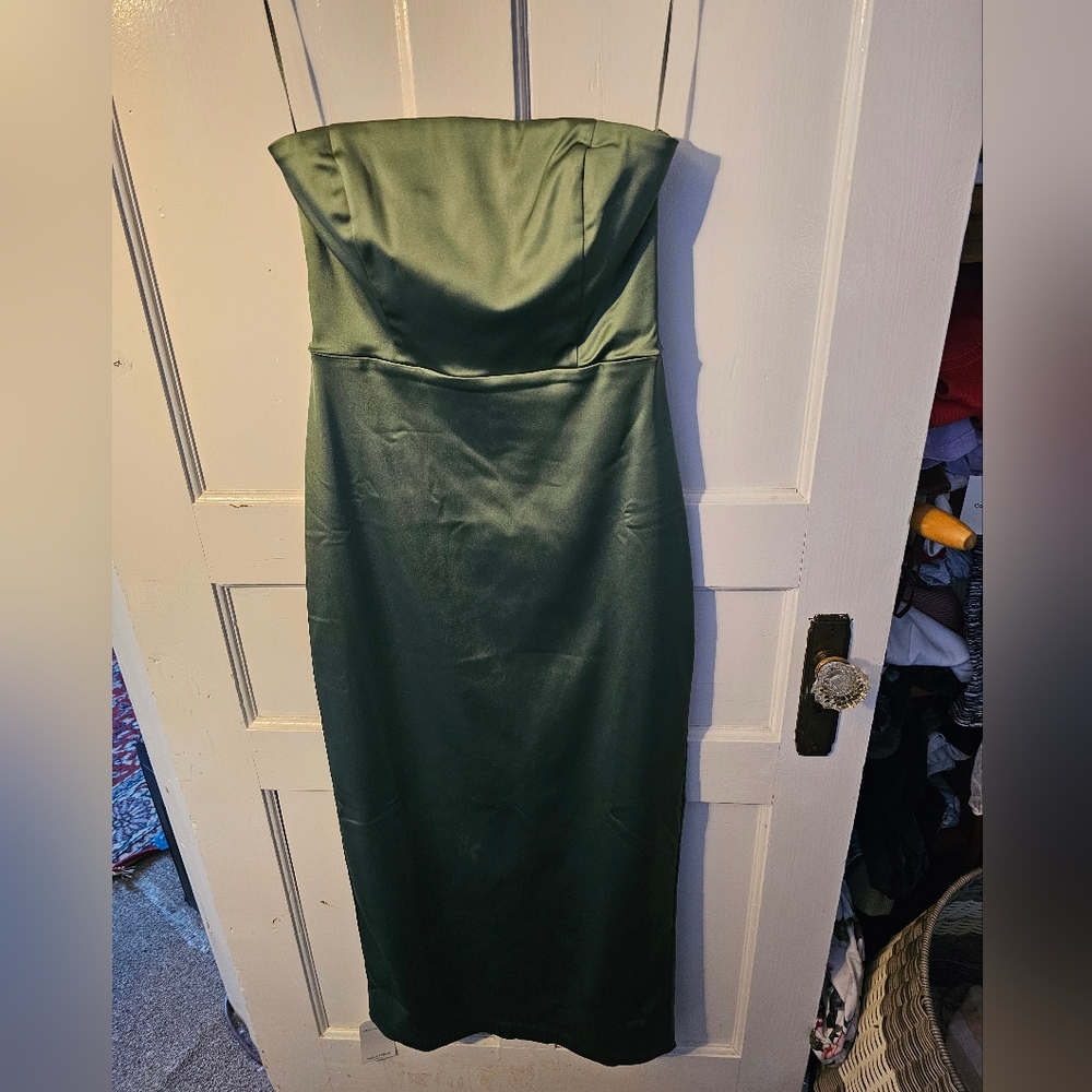 Abercrombie & Fitch Green Strapless Sheath Dress